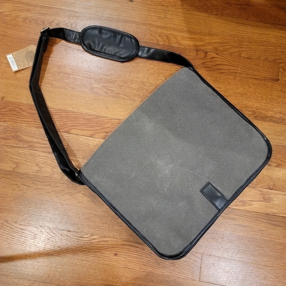 NEW Bellemonde Messenger Bag Gray Black Laptop bag Vegan